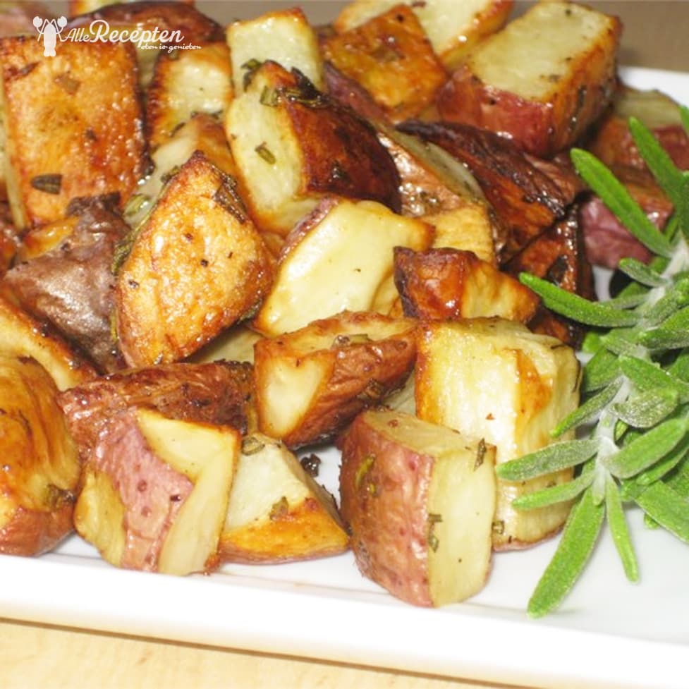 leer Uitstekend commentaar Rode aardappels met rozemarijn uit de oven - Sos Recepten